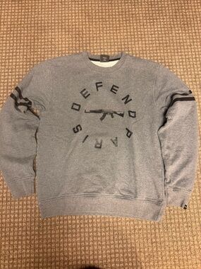 Gray Graphic Crew Sweatshirt